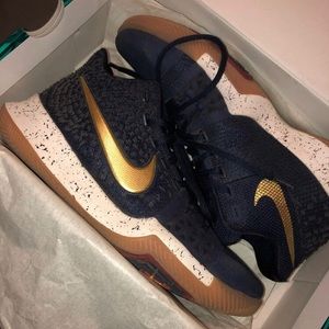 Kyrie 3